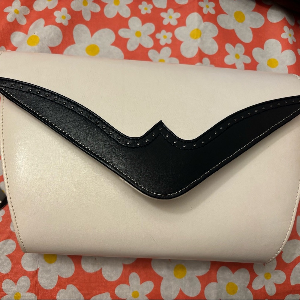 Bon Vivant 70’s Vintage Leather White Clutch Bag Cowboy Body Purse New With Tags